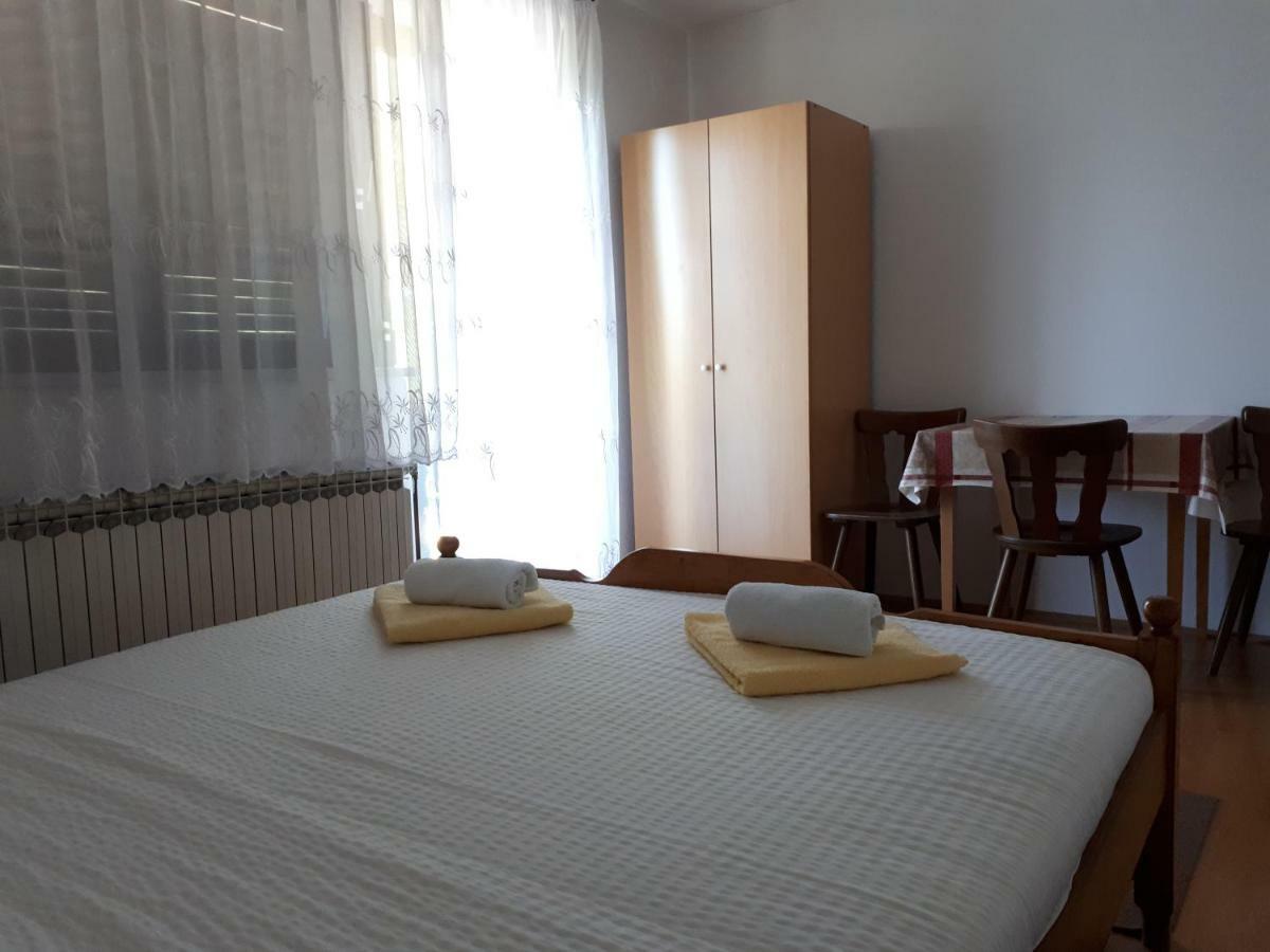 House Jole Apartment Dreznik Grad